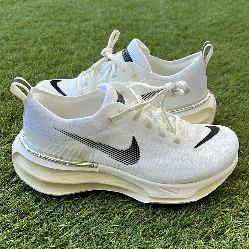 Nike ZoomX Invincible Run 3 Wide
